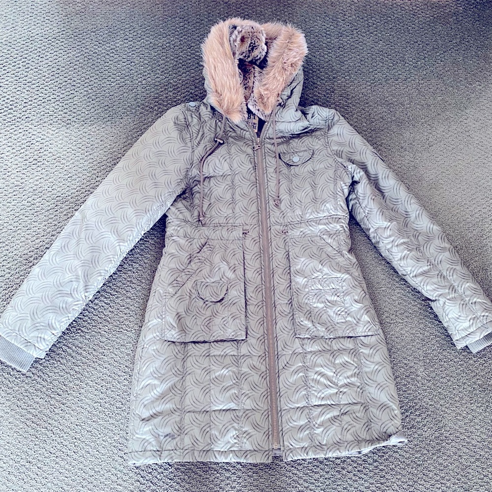 Cute Billabong Green detachable Fur hood puffy coat with pockets Size Large